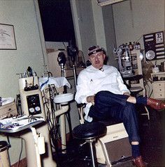 1950's Gulf Coast VA Hospital por Patrick Q, en Flickr
